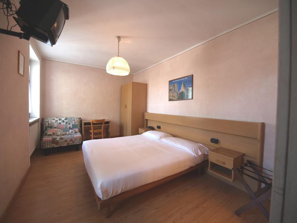 Albergo Nazionale فيرنانتِّه المظهر الخارجي الصورة